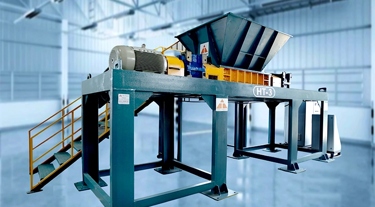 Twin Shaft Shredders Machine
